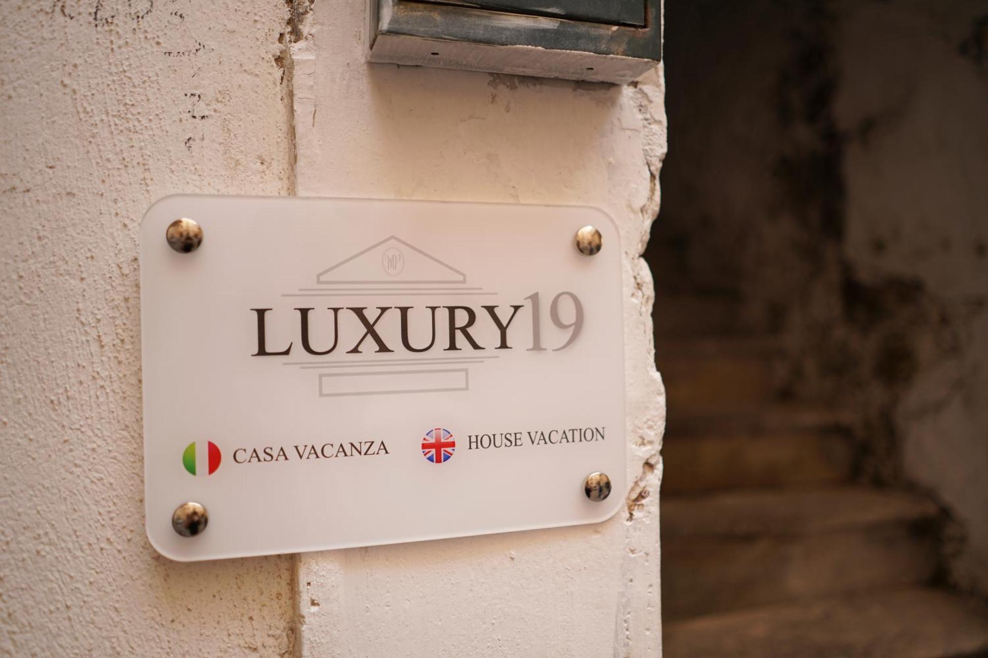 Luxury19 - View Of Vesuvius Apartment Napoli Exterior foto